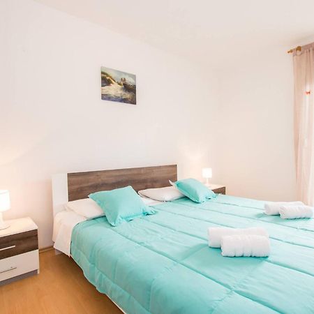 Family House With 2 Apartments - Irma Μεντουλίν Εξωτερικό φωτογραφία