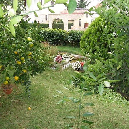Family House With 2 Apartments - Irma Μεντουλίν Εξωτερικό φωτογραφία