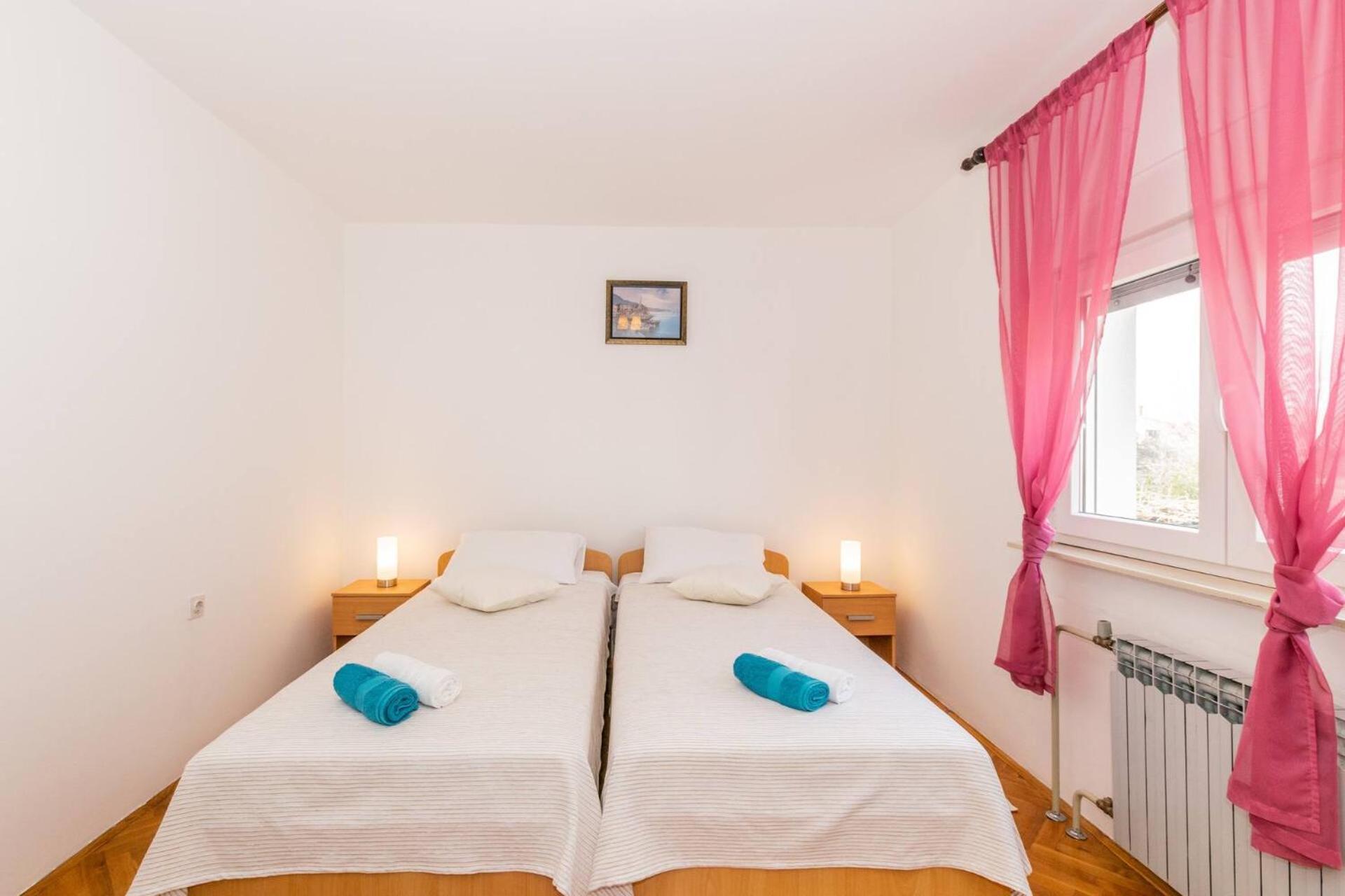 Family House With 2 Apartments - Irma Μεντουλίν Εξωτερικό φωτογραφία