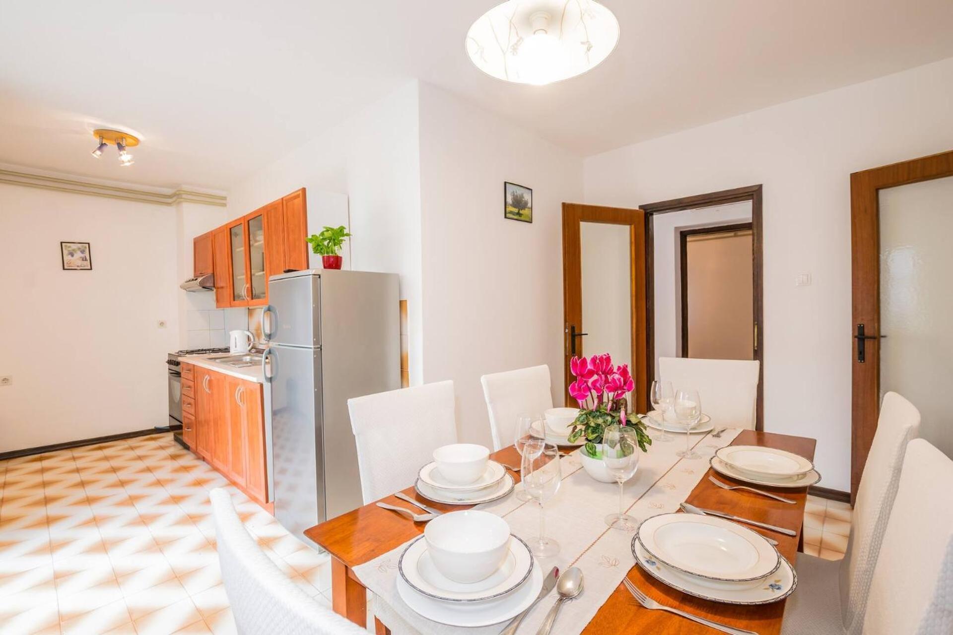 Family House With 2 Apartments - Irma Μεντουλίν Εξωτερικό φωτογραφία