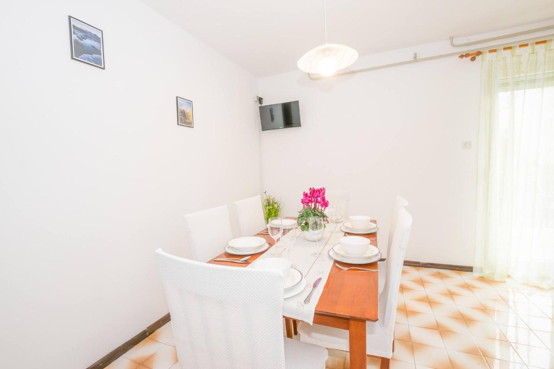 Family House With 2 Apartments - Irma Μεντουλίν Εξωτερικό φωτογραφία