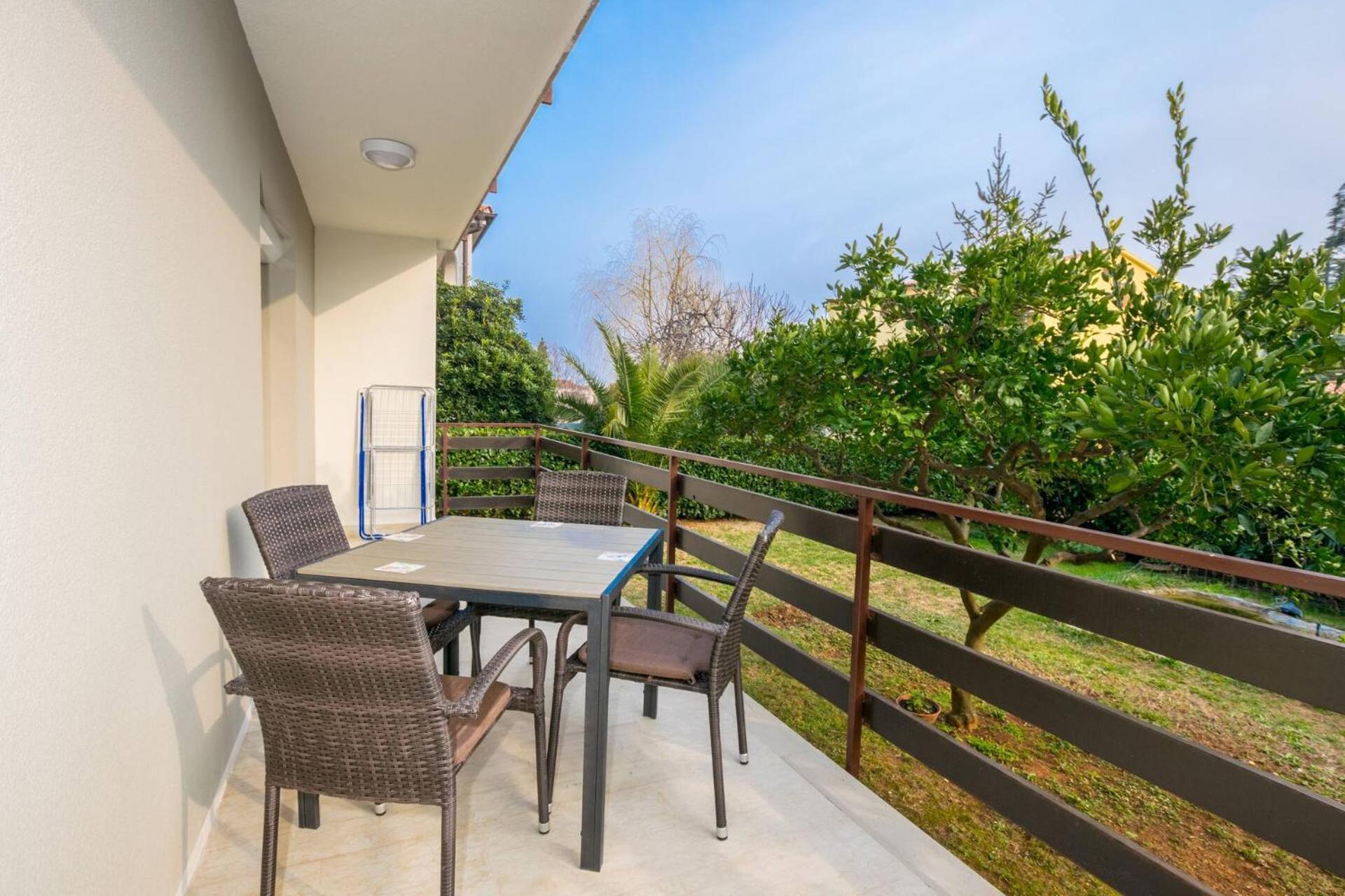 Family House With 2 Apartments - Irma Μεντουλίν Εξωτερικό φωτογραφία